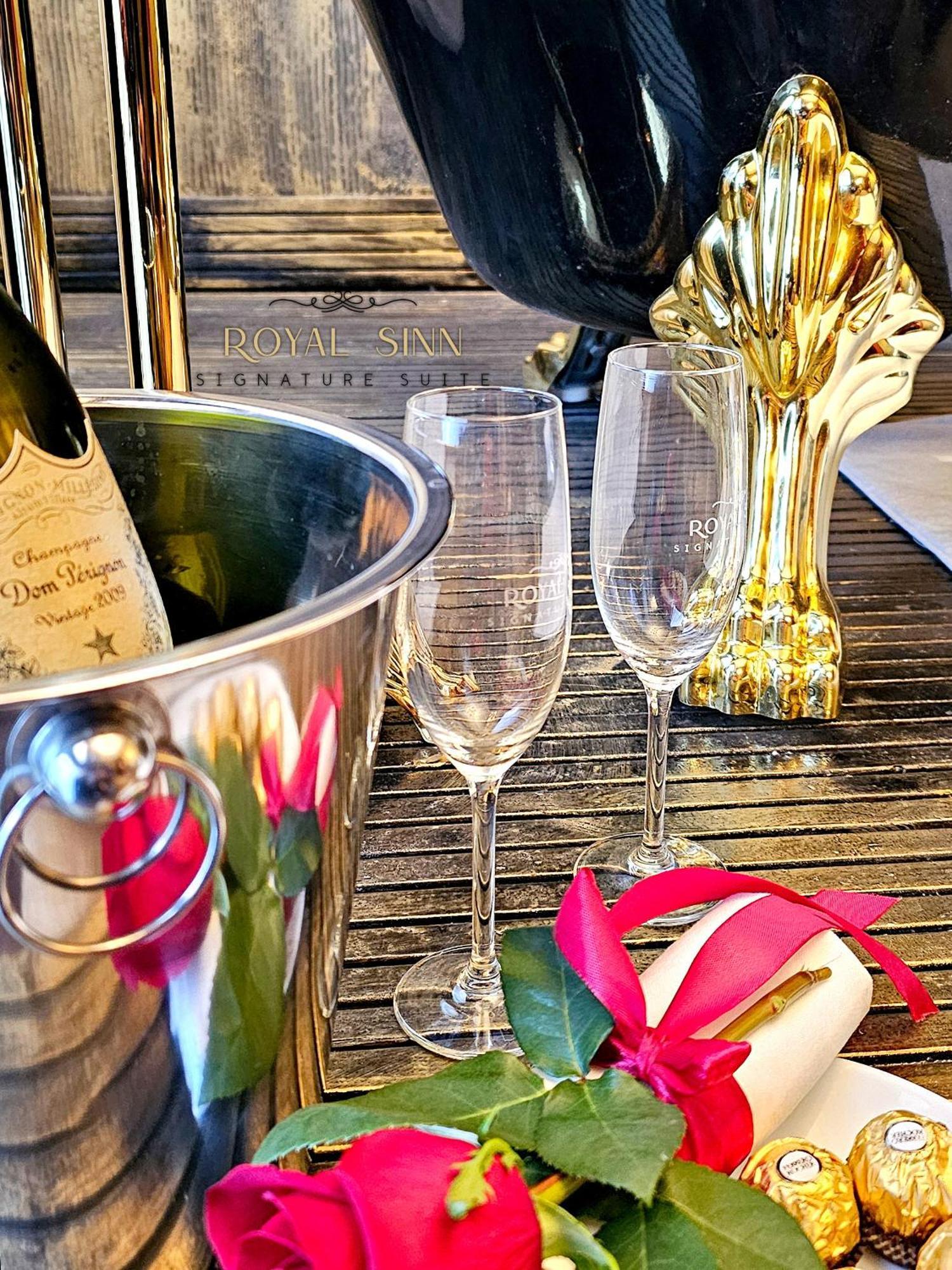 Royal Sinn Signature Suite Bukarest Eksteriør billede
